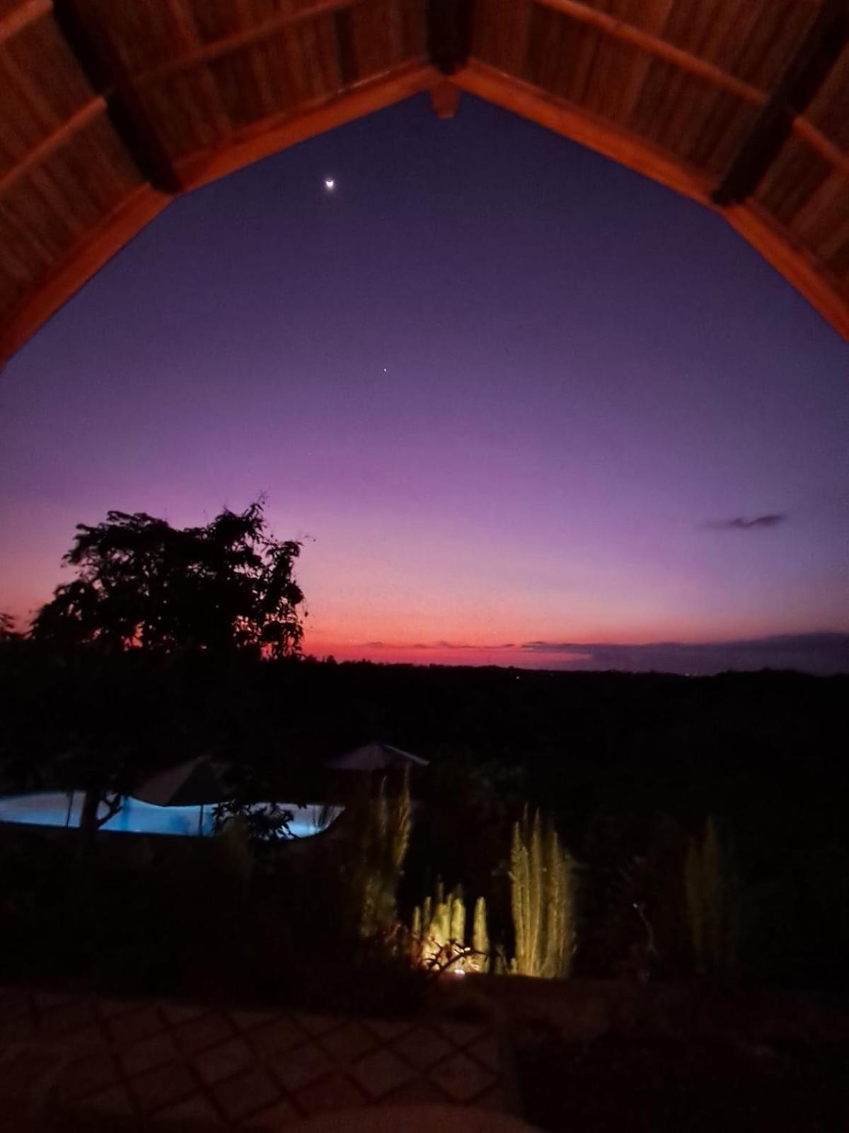 Kubuhill Sunset Bungalow Toyapakeh Екстер'єр фото
